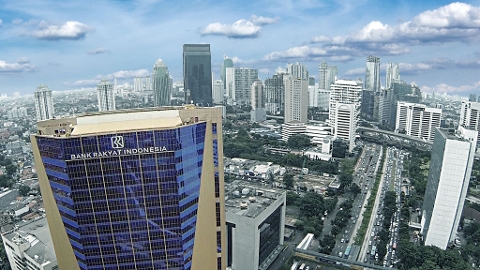 Récemment, la Bank of Rakyat Indonesia (BRI) a choisi le système de contrôle d’accès sur IP Genetec Security Center SynergisMC pour assurer la gestion des 114 portes de son siège social et mettre en œuvre une application monocarte pour ses employés.
